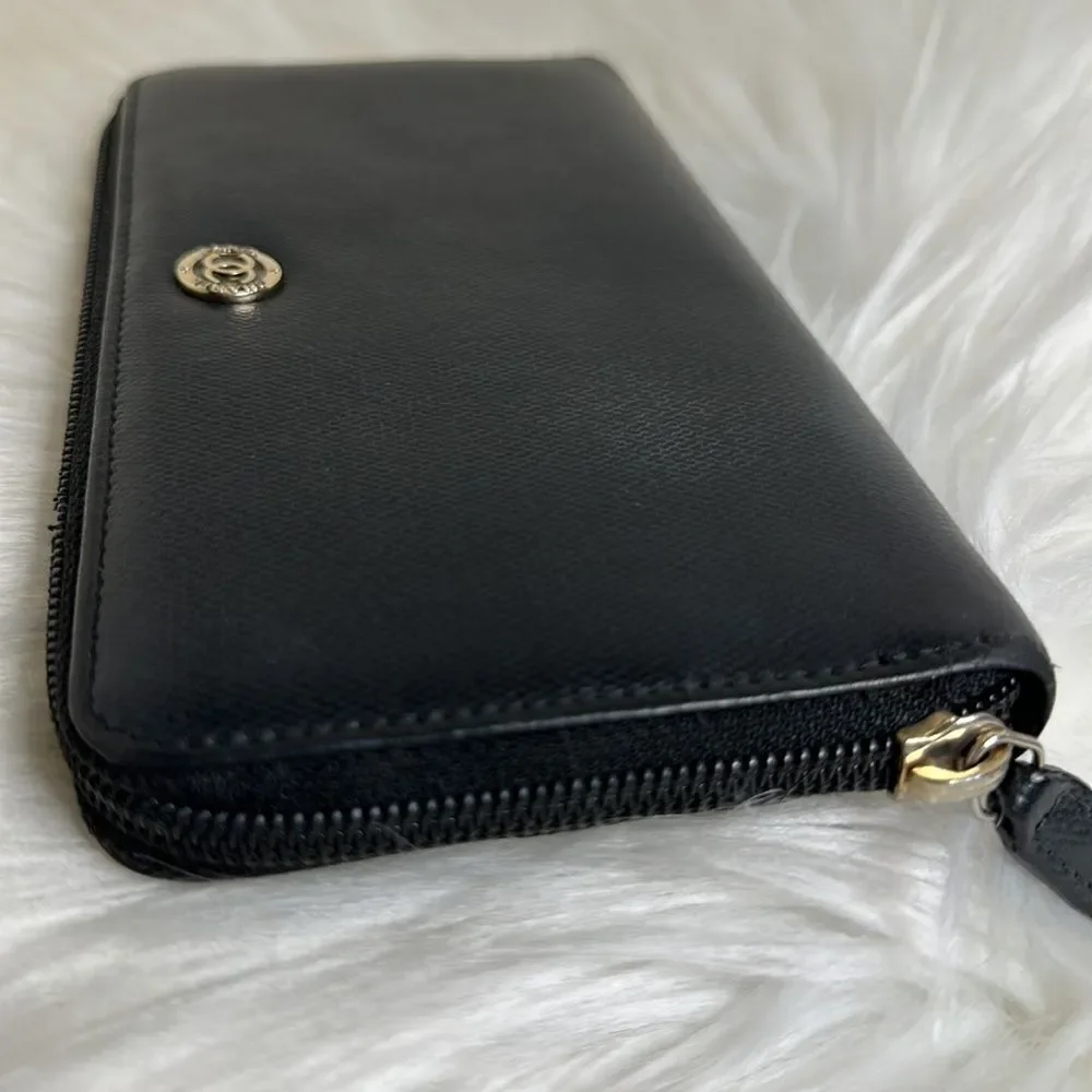 💯Authentic Chanel Leather Zipped Around Long Wallet 🍀